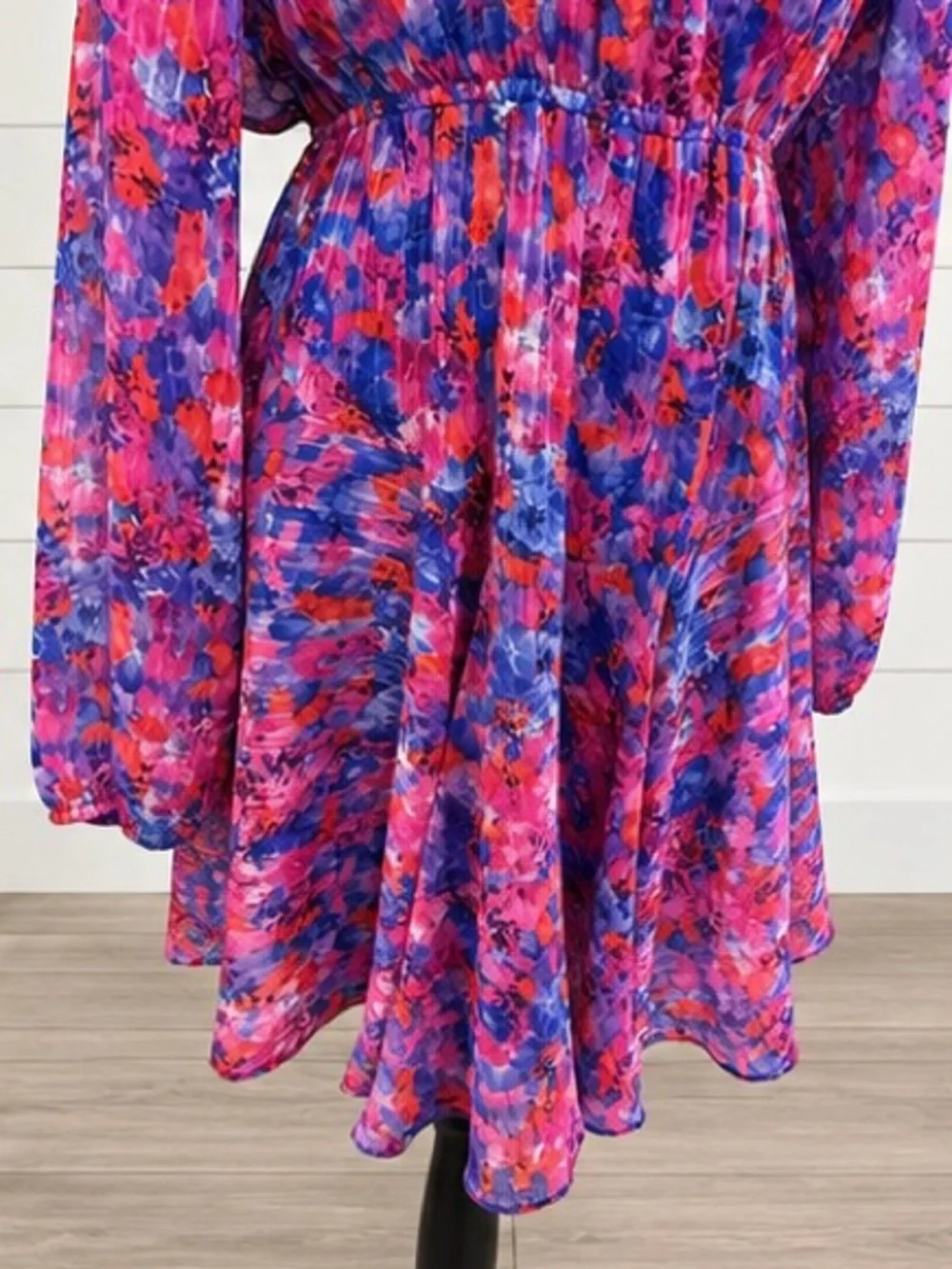Skies Are Blue Dress M Multicolor Abstract Floral Long Sleeve Elastic Waist
